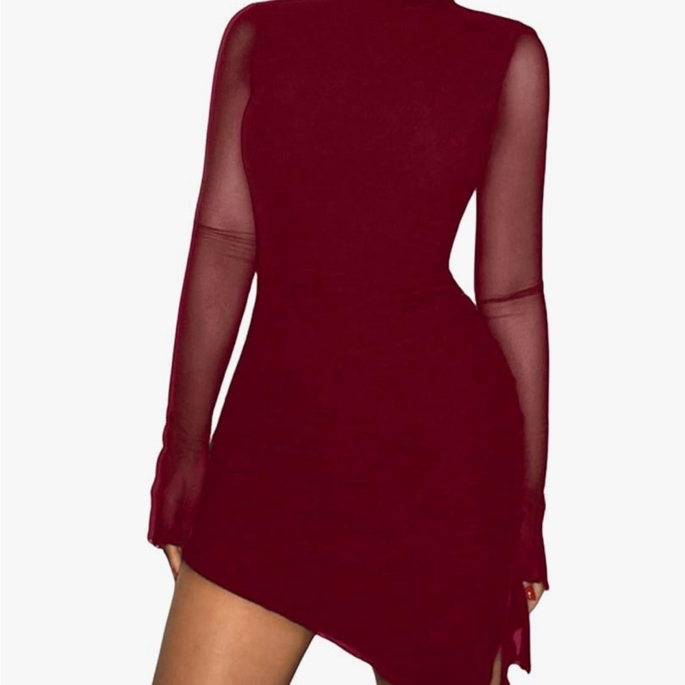Elegant Burgundy Sheath Dress